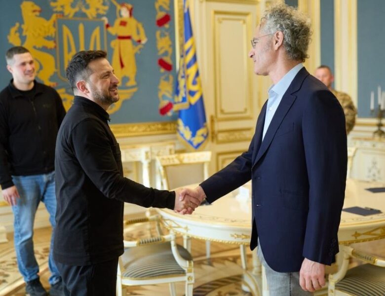Президент зустрівся з керівником компанії Palantir