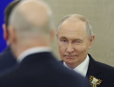 Путін дозволив армії захищати заарештованих росіян за кордоном
