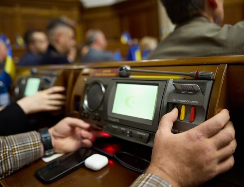 Рада схвалила рекордне збільшення витрат на армію