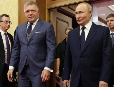 Радник Зеленського назвав можливу тему розмови Фіцо з Путіним