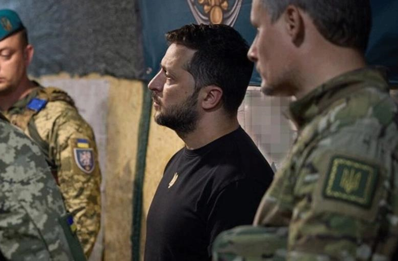 Реформа армії: контрактна служба, демобілізація, ліквідація ТЦК
