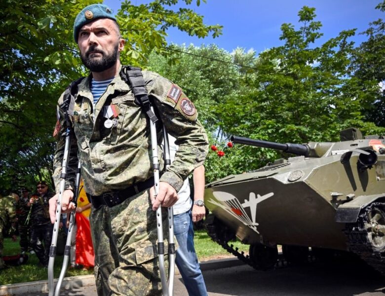 РФ забирає з фронту боєздатних солдатів на парад в Москві – Атеш