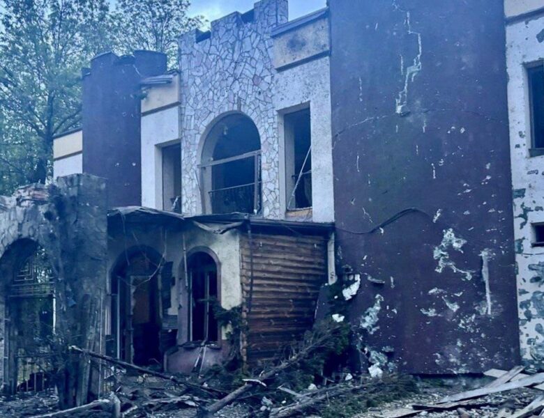 Росіяни атакували Дніпро: пошкоджено релігійну установу