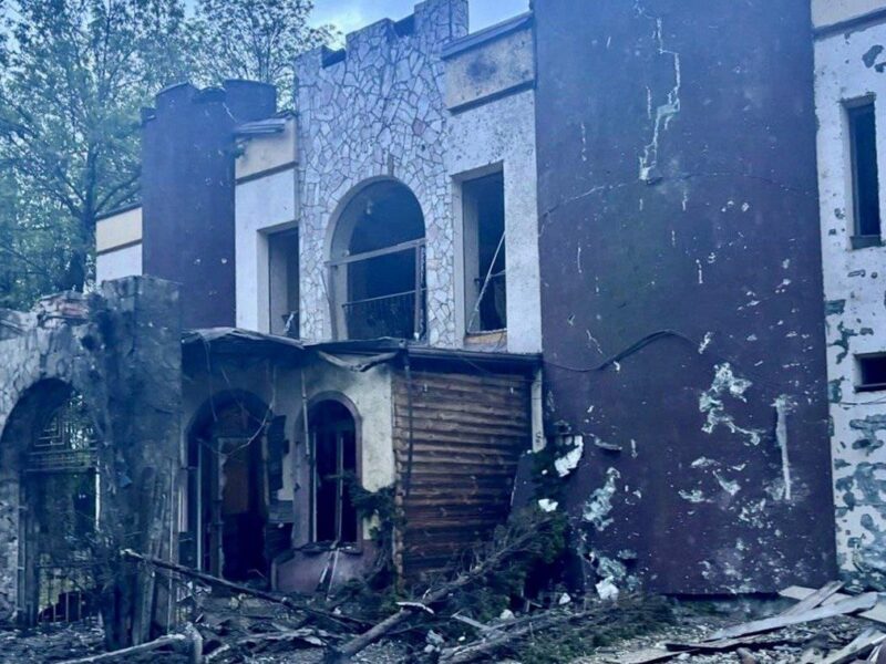 Росіяни атакували Дніпро: пошкоджено релігійну установу