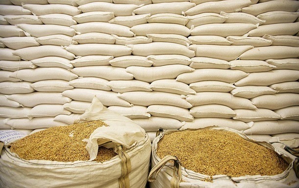Розвідка прогнозує падіння доходів російських фермерів