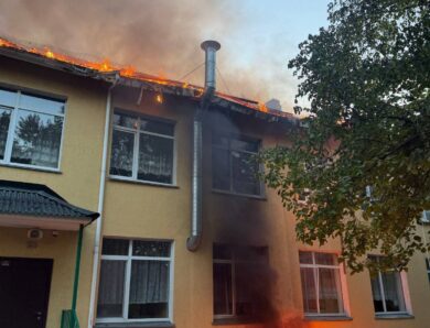 Садочок та будинки. Наслідки атаки на Київщині