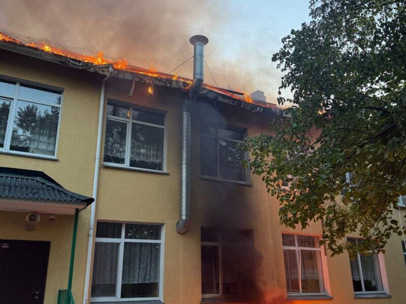 Садочок та будинки. Наслідки атаки на Київщині