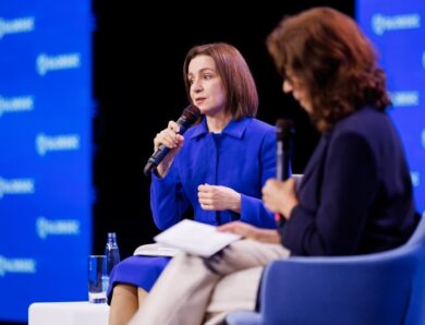 Санду закликала світ посилити тиск на Росію