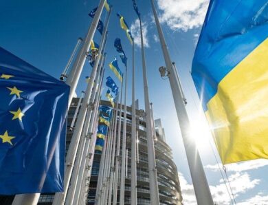 Шукайте іншу фрау: чому ЄС хоче діалогу з РФ, а Меркель сказала “ні”
