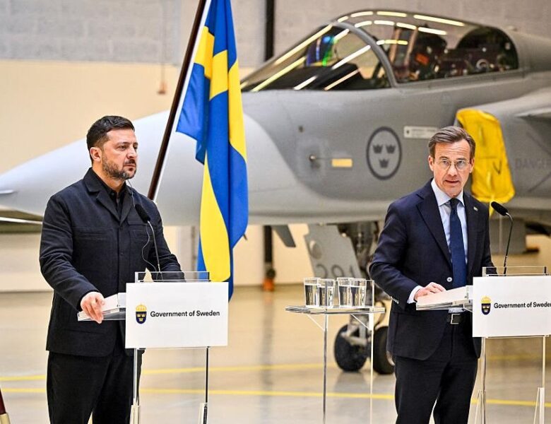 Швеція подарує Україні 16 винищувачів Gripen