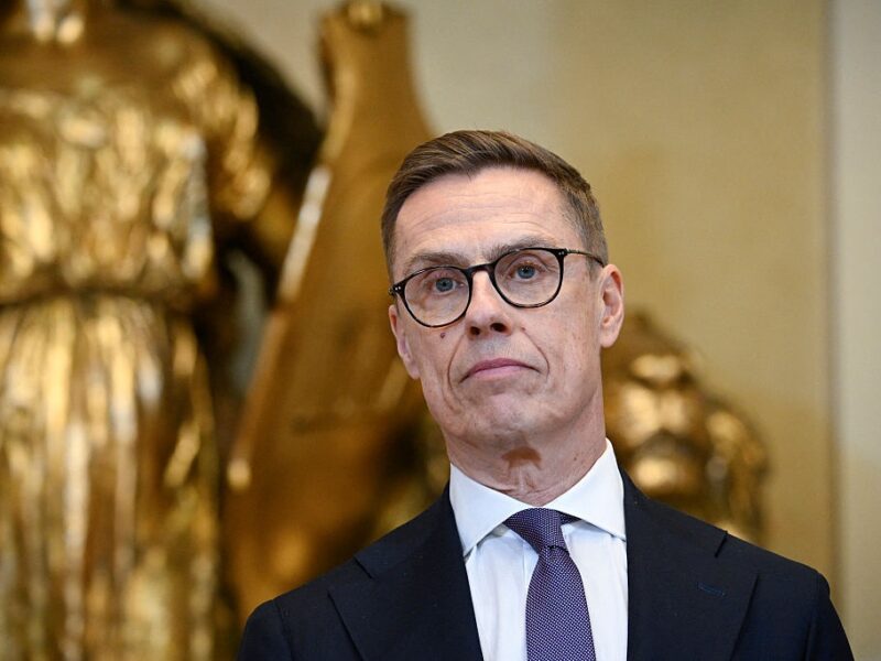 Стубб назвав три сценарії війни в Україні