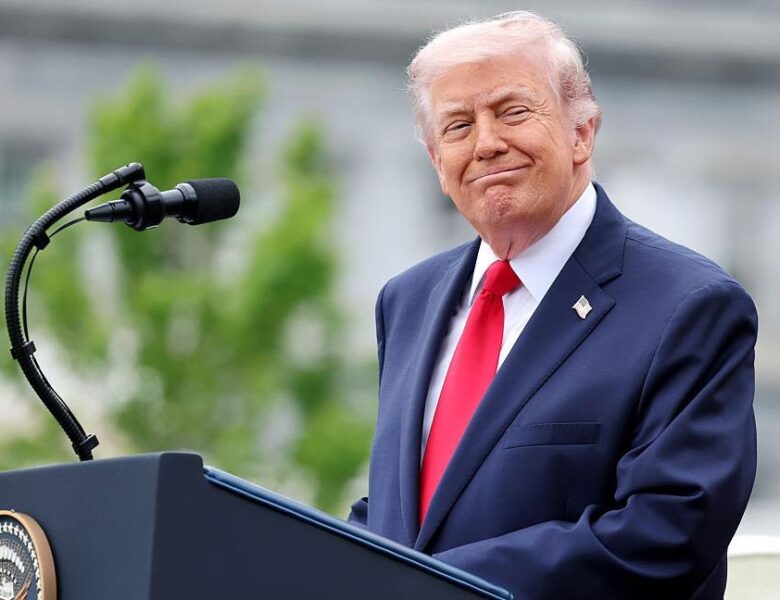 Трамп пояснив, нащо наклав нові мита авто з ЄС
