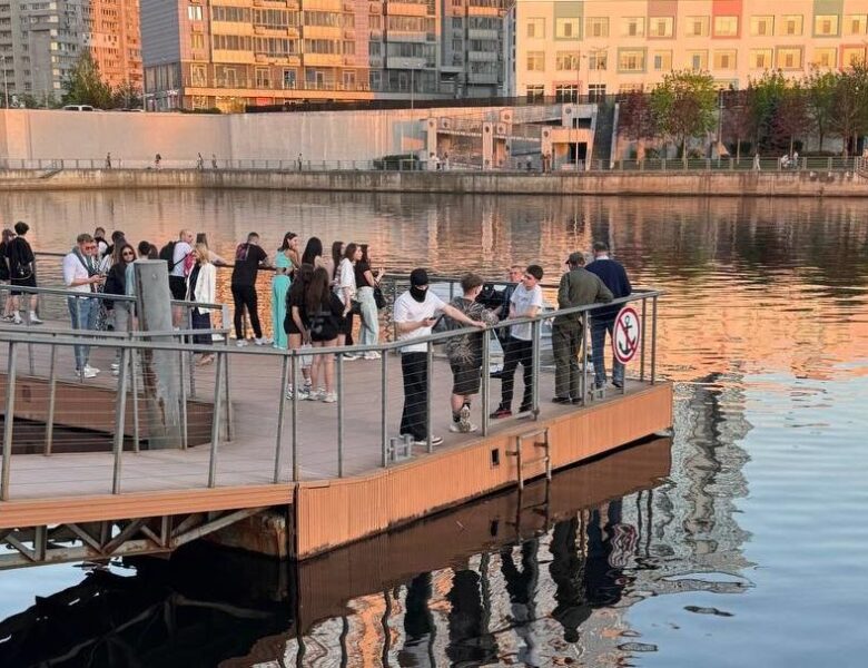 У Києві біля River Mall виявили потопельника