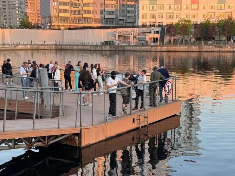 У Києві біля River Mall виявили потопельника