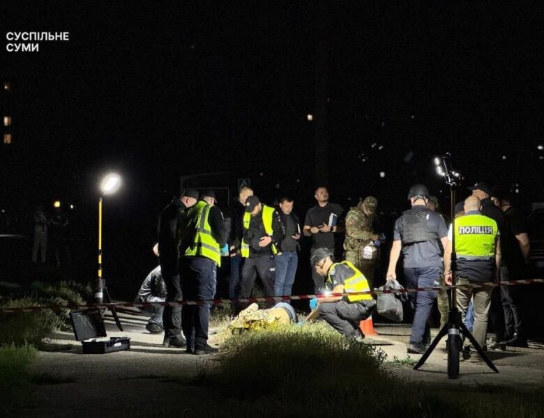 У Сумах на зупинці чоловік підірвав гранату і сам загинув
