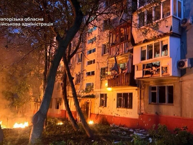 У Запоріжжі через атаку БПЛА горіла п&rsquo;ятиповерхівка