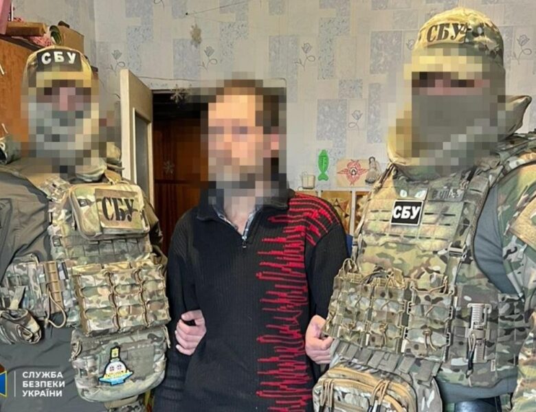 У Запоріжжі ухилянт працював на ФСБ і маскувався під пенсіонера
