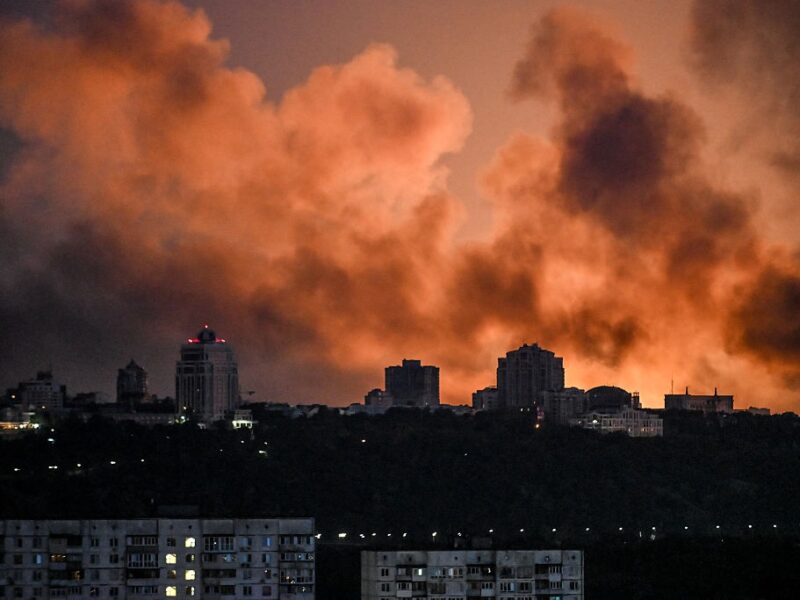 Удари по Києву. Послів не злякали погрози Росії