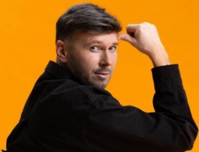Укранський кінорежисер розкрив свій заробіток
