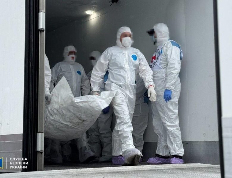 Україна повернула 528 тіл загиблих воїнів