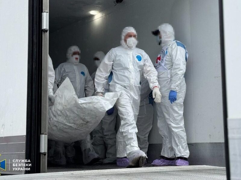 Україна повернула 528 тіл загиблих воїнів