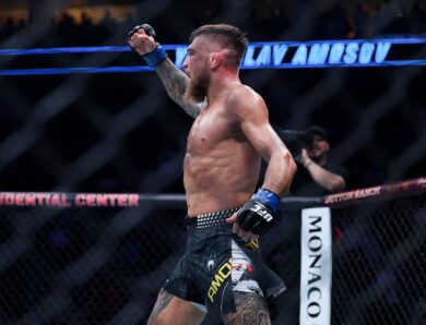 Українець отримав грошовий бонус за перемогу в UFC
