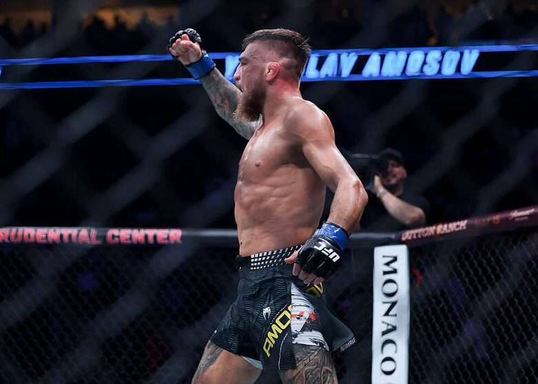 Українець отримав грошовий бонус за перемогу в UFC