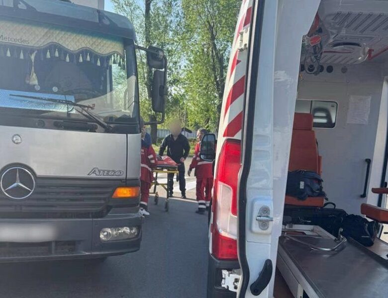 В Ірпені вантажівка збила на смерть дівчинку