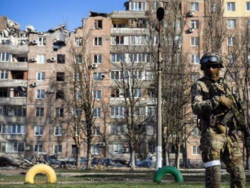 В Маріуполі росіяни планують привласнити майже 1000 квартир – міськрада