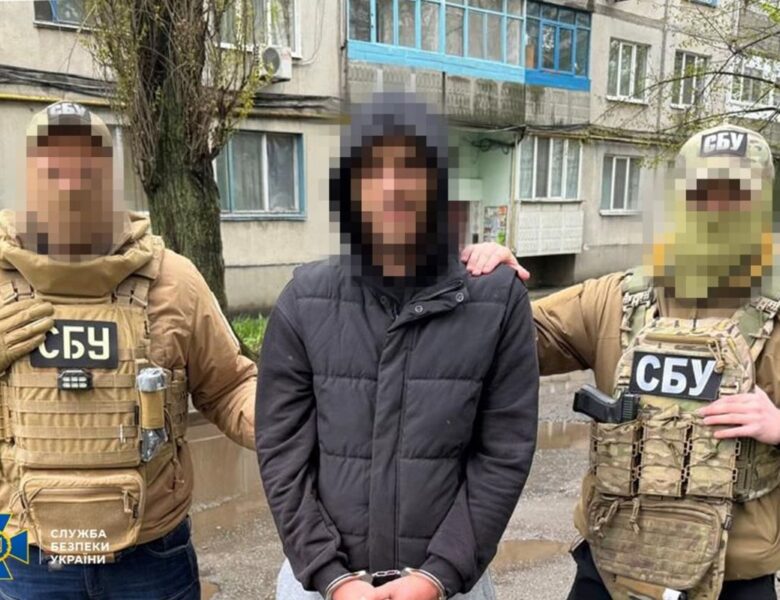 В Україні викрили чотирьох продавців “трофейної” зброї