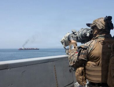 В Збройних силах США оцінили перший день деблокади Ормузької протоки