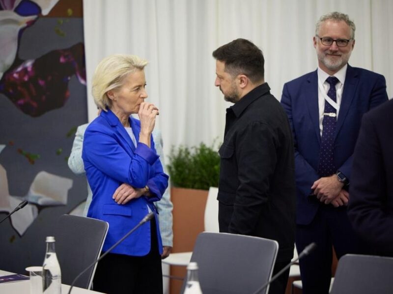 Зеленський обговорив із фон дер Ляєн пакет підтримки