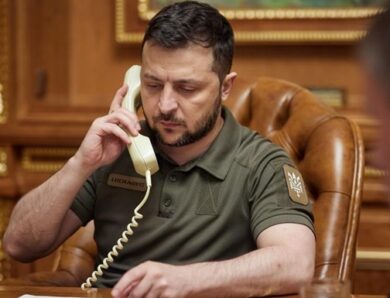 Зеленський переговорив зі Стармером: про що йшлося