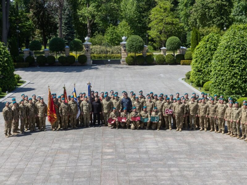 Зеленський привітав морпіхів зі святом