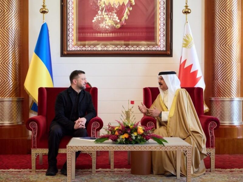 Зеленський проводить переговори в Бахрейні