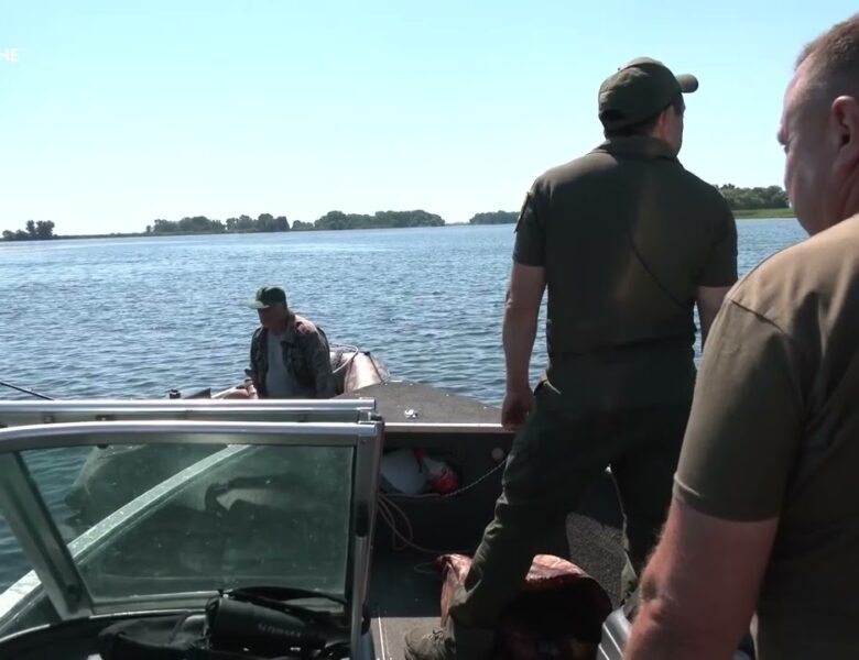 На Кременчуцькому водосховищі перевірили дотримання правил рибальства