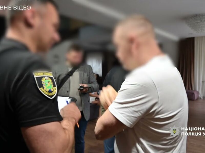 Судитимуть учасників злочинної організації за розкрадання мільйонів на будівництві фортифікацій