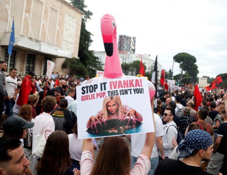 Албанці протестують проти будівництва зятя Трампа у заповіднику