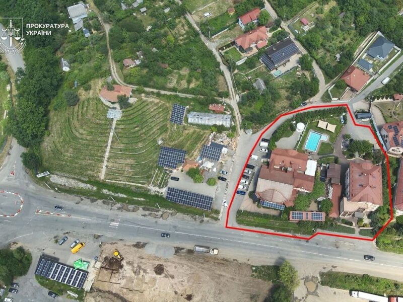 Депутату Ужгородської міськради повідомлено про підозру через недостовірне декларування на 78 млн