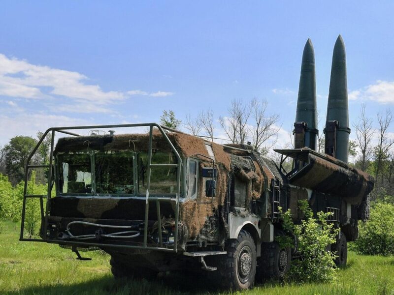 Дніпро під ударом балістики, є поранені