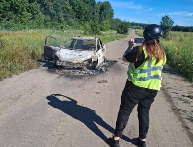 Дрон РФ атакував цивільне авто на Харківщині