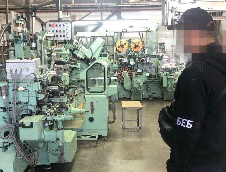 Ексдиректора підприємства підозрюють в ухиленні від сплати 2,3 млрд акцизу