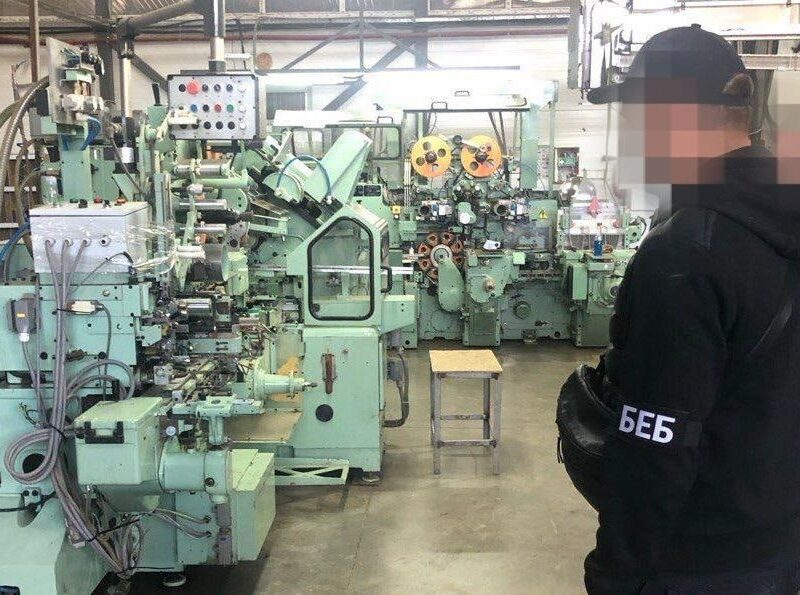 Ексдиректора підприємства підозрюють в ухиленні від сплати 2,3 млрд акцизу