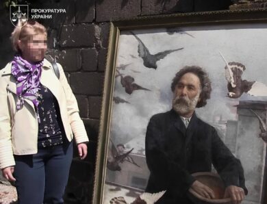 Ексдиректорка музею Маріуполя передала окупантам унікальні картини