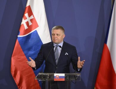 Фіцо на саміті НАТО заблокує позики для України