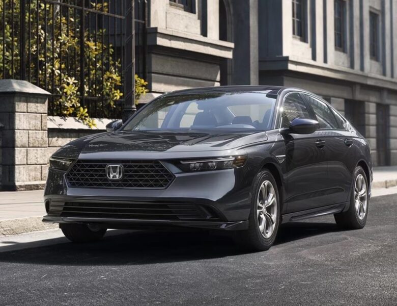 Honda відкликає майже 100 тисяч автомобілів