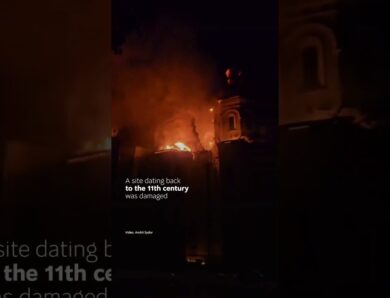 Ukrainian anthem sounds over damaged Kyiv Pechersk Lavra