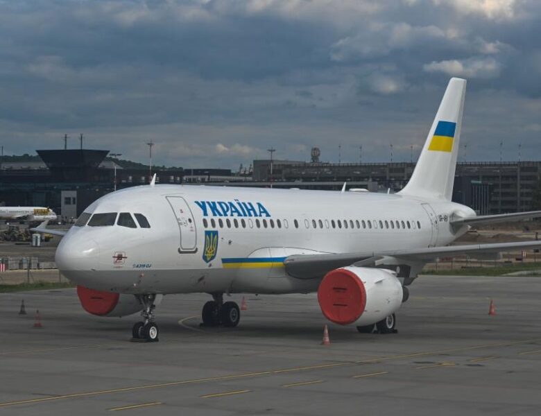 Літак зеленського повернувся на місце базування у Польщі