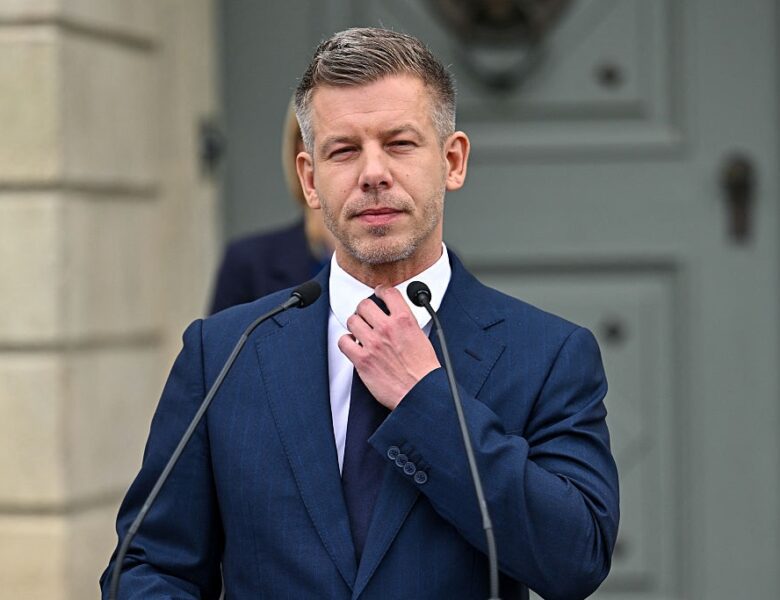 Мадяр назвав умову зустрічі з Зеленським