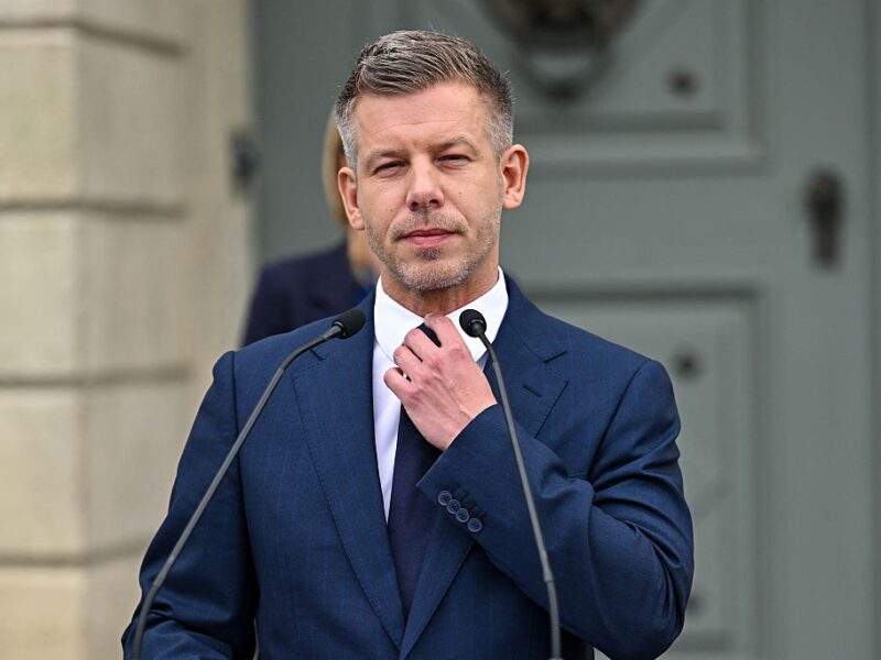 Мадяр назвав умову зустрічі з Зеленським